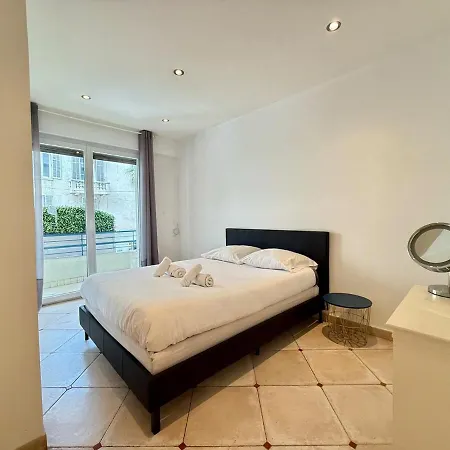 Apartamento Hypercentre - Vue - 50m Antibes